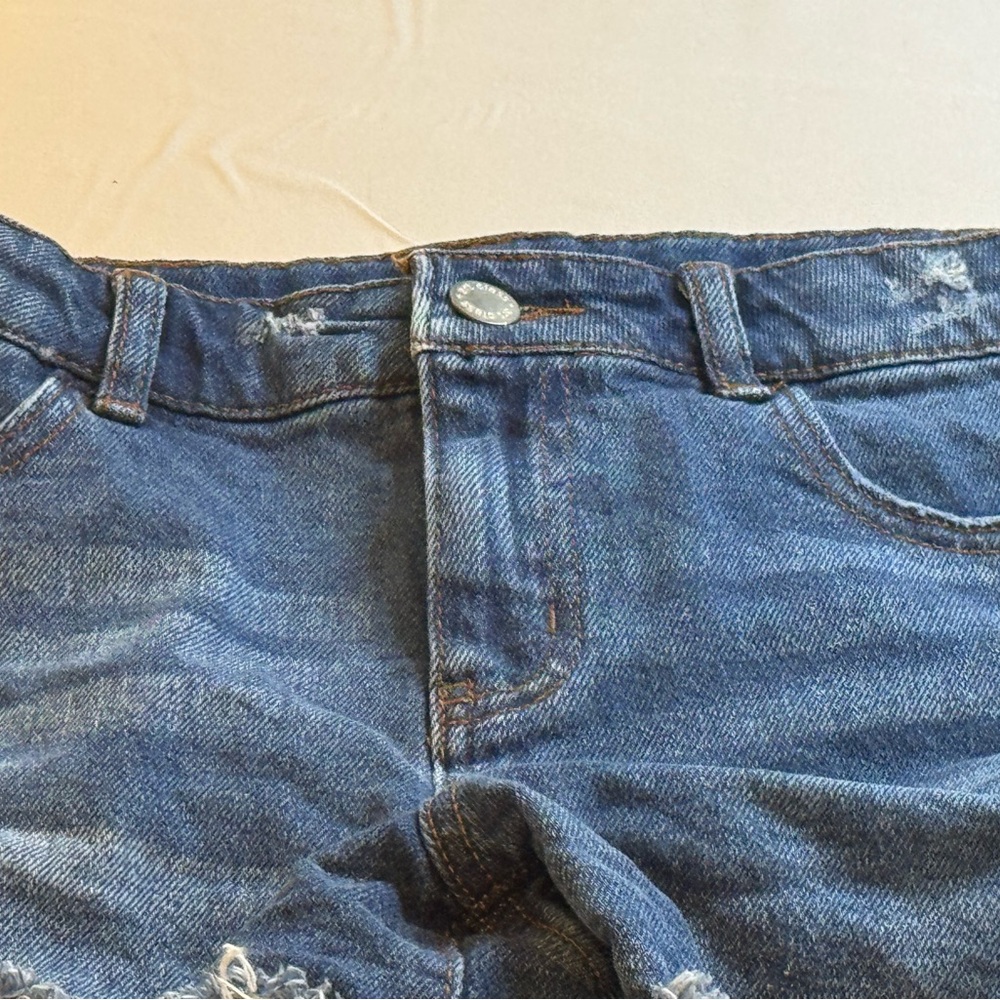Art Class, Blue Denim (XL) Jean Shorts Distressed Frayed Hem, Girl’s Clothing - Picture 6 of 10